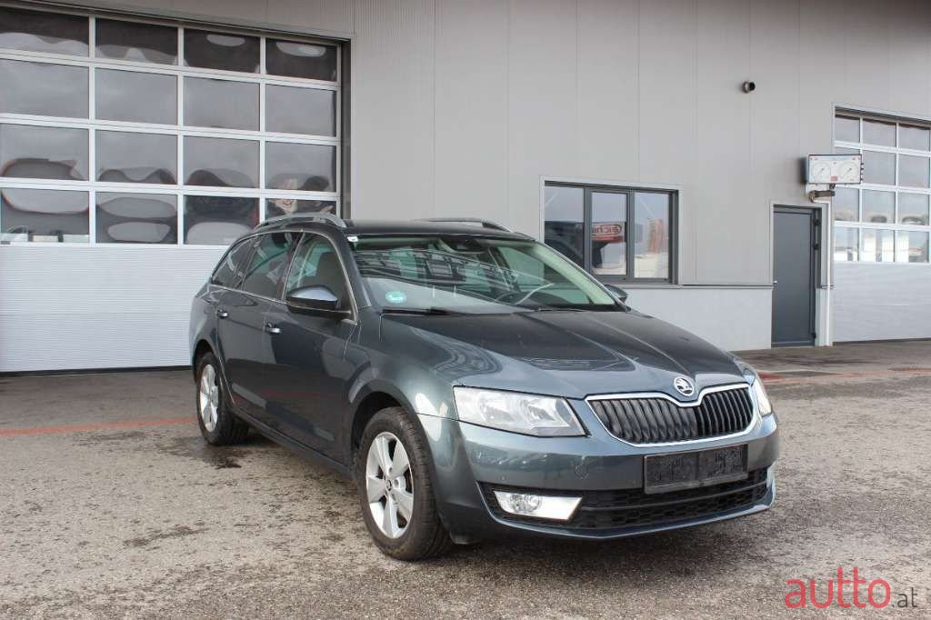 2015' Skoda Octavia photo #3