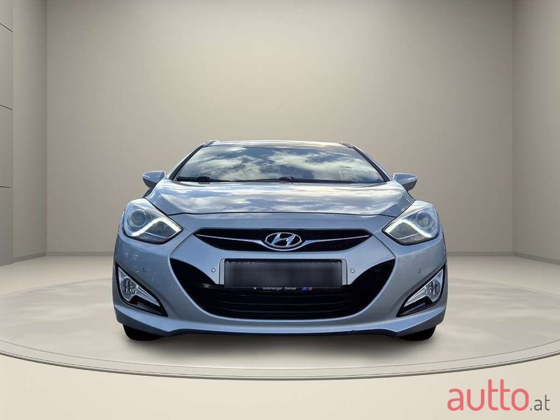 2014' Hyundai i40 photo #2