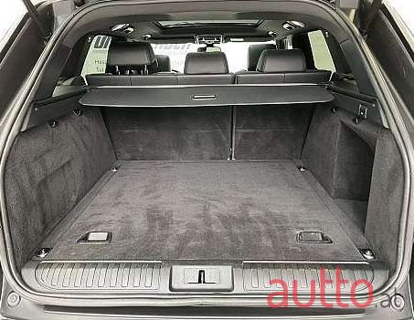 2017' Land Rover Range Rover Sport photo #4