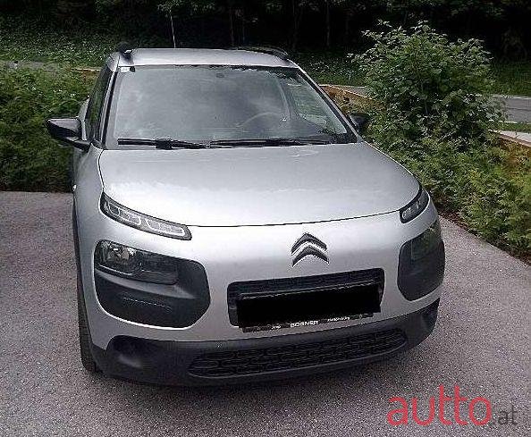 2016' Citroen C4 Cactus photo #3