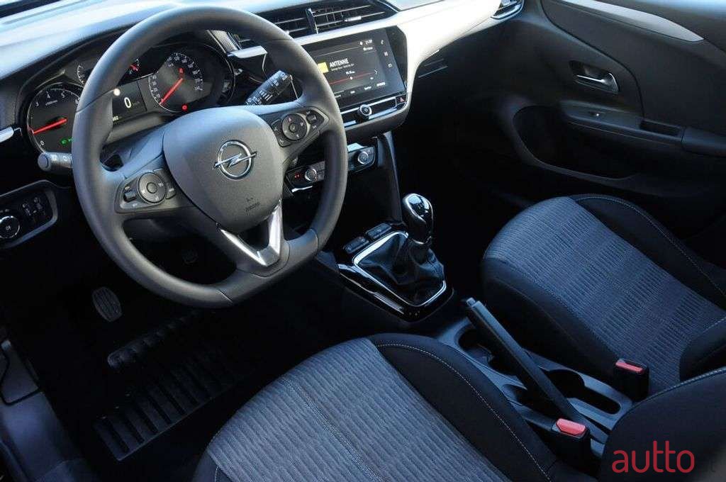 2022' Opel Corsa photo #3