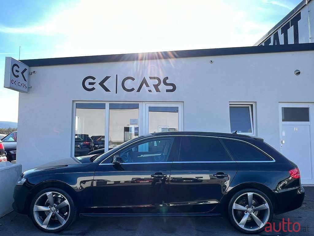 2011' Audi A4 photo #5