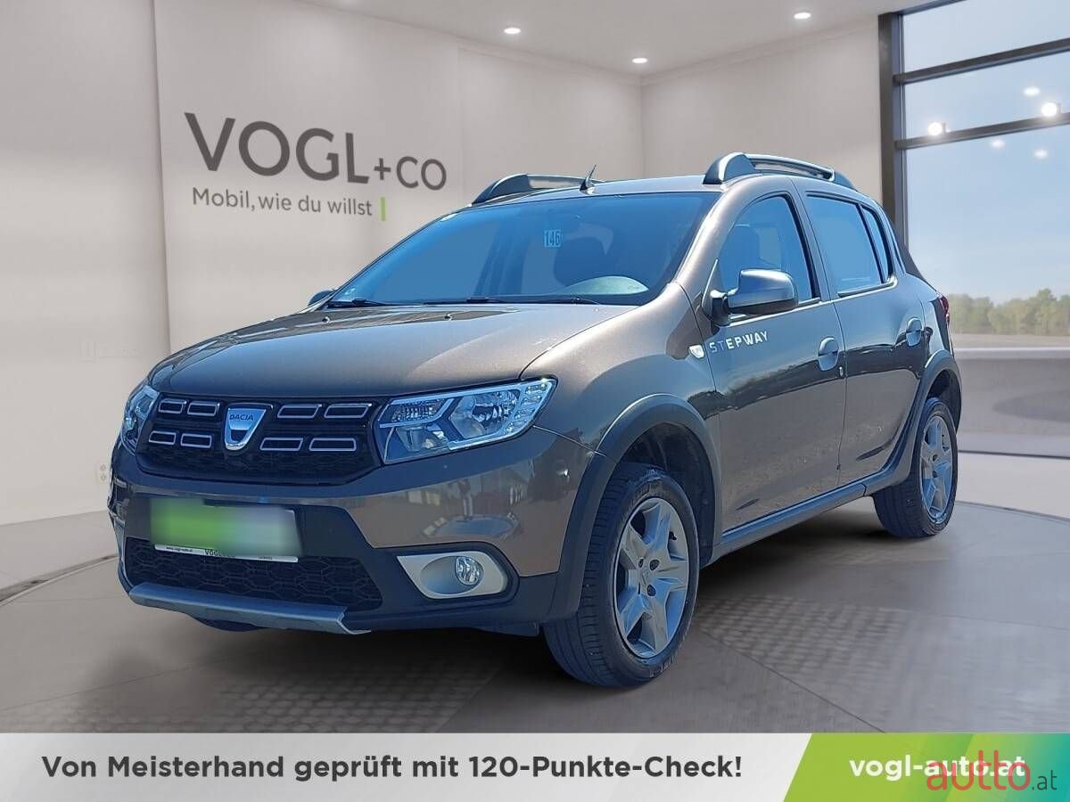 2017' Dacia Sandero photo #1