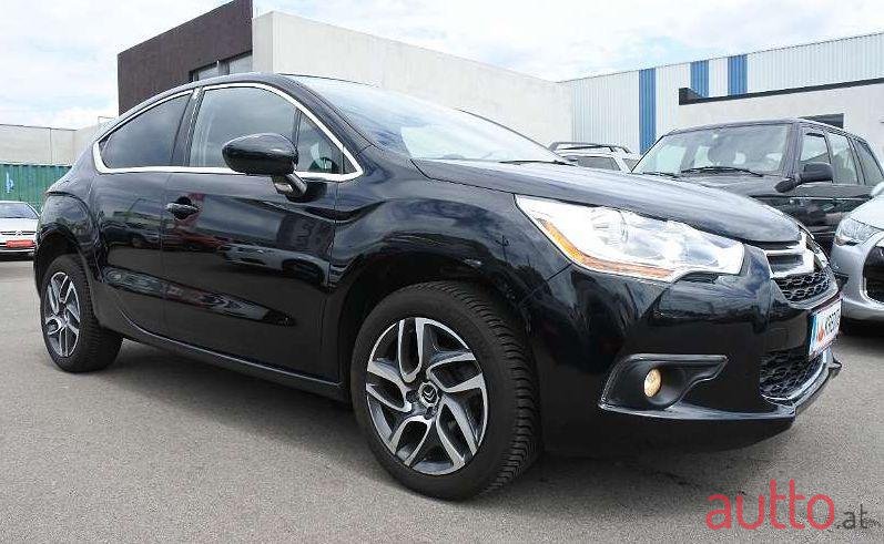 2015' Citroen DS4 photo #1