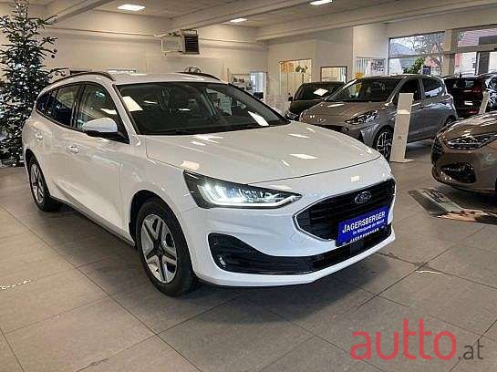 2022' Ford Focus photo #3