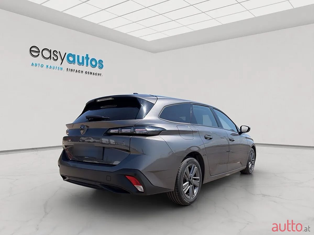 2022' Peugeot 308 photo #4