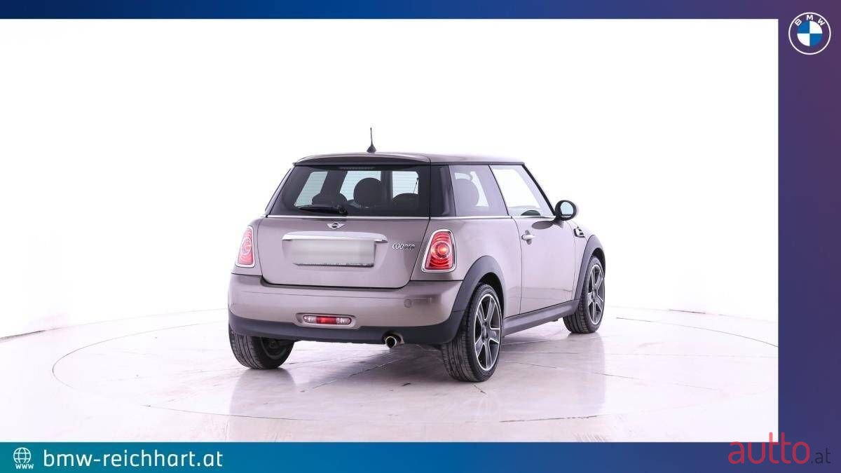 2013' MINI Cooper photo #3