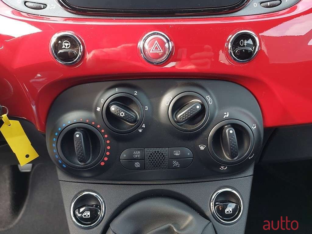 2023' Fiat 500C photo #4