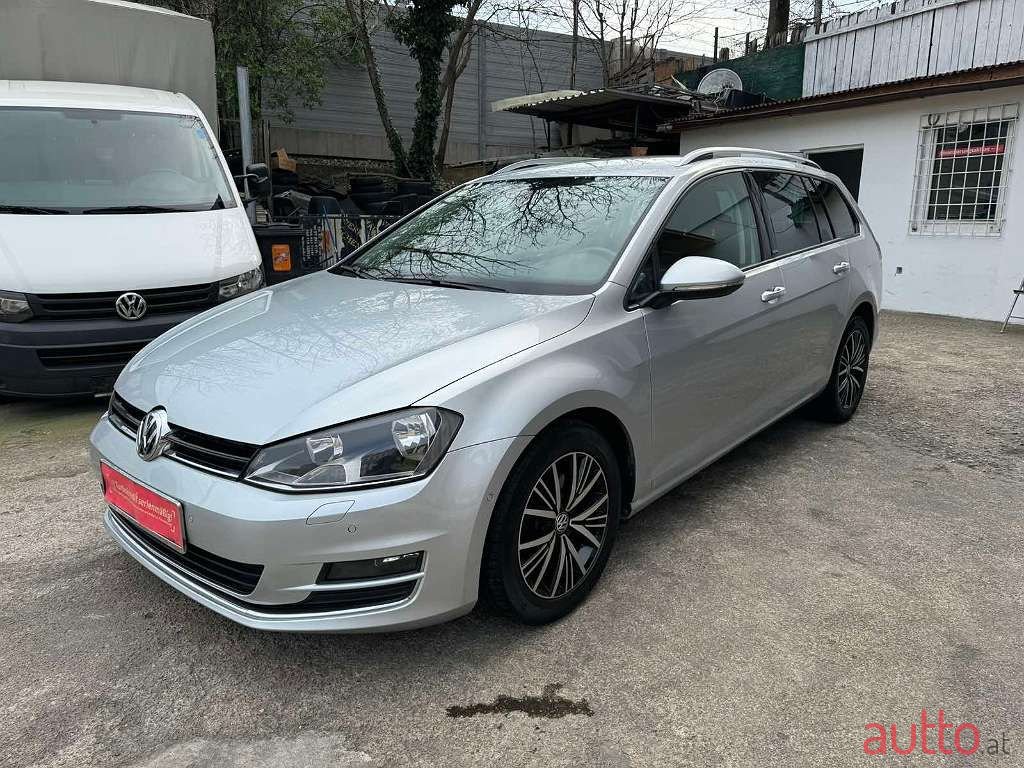 2016' Volkswagen Golf photo #1