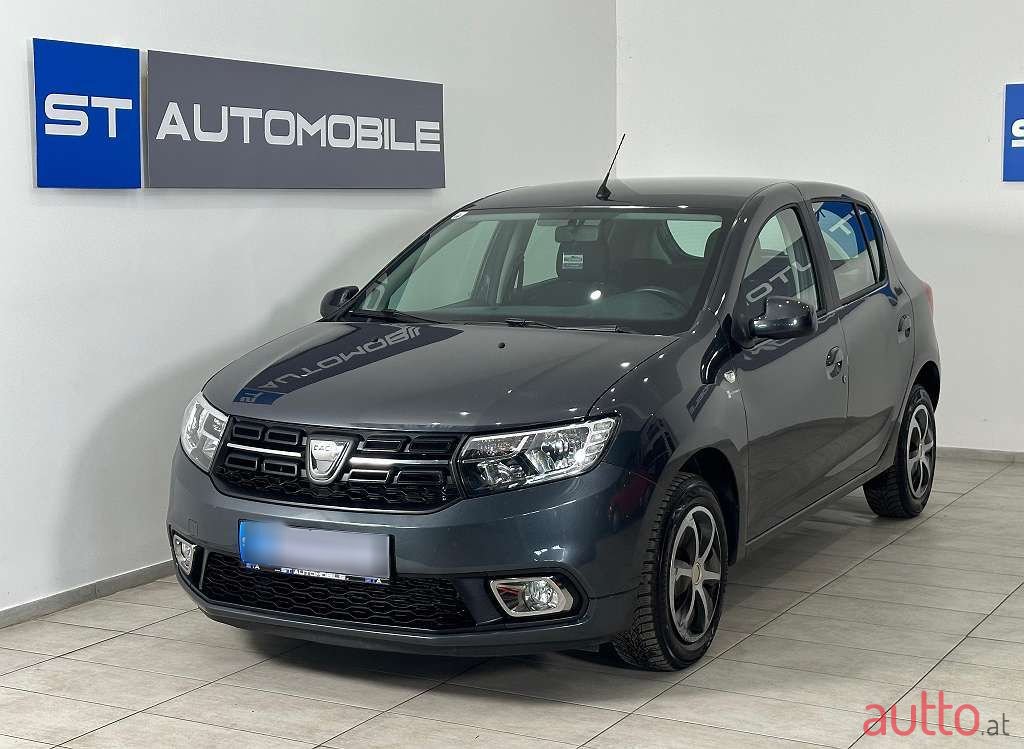2020' Dacia Sandero photo #1