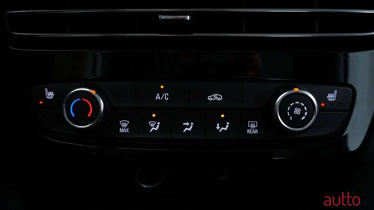 2022' Opel Mokka photo #6