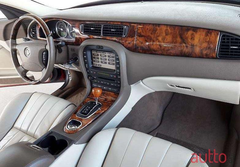 2006' Jaguar S-TYPE photo #1