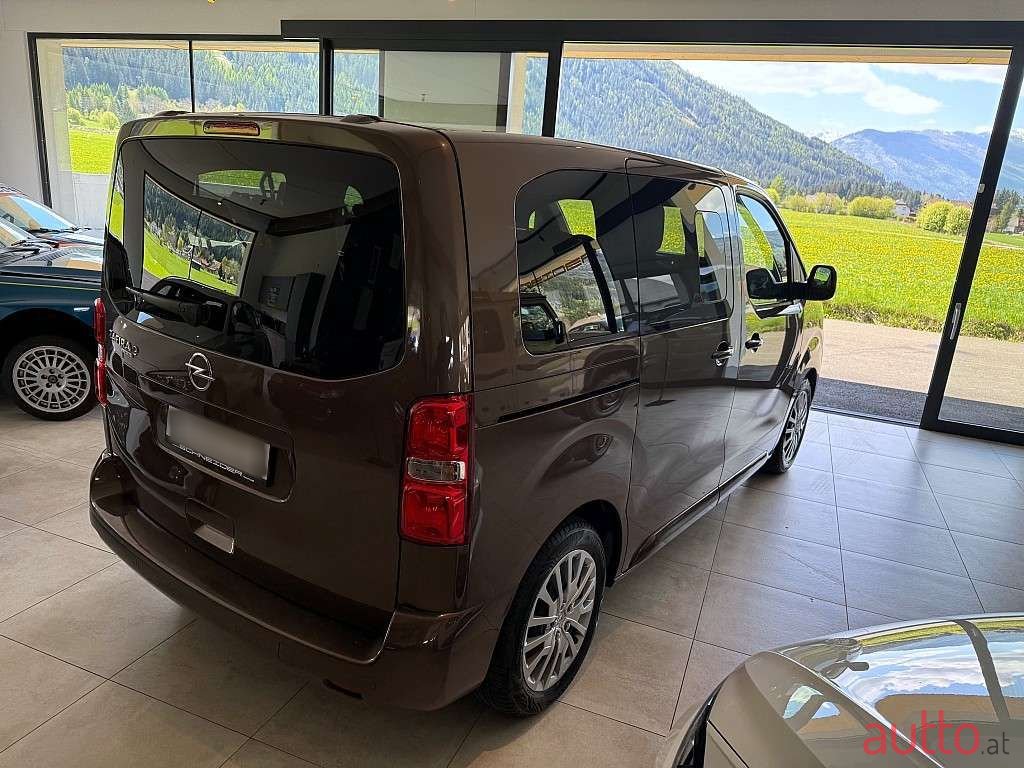 2021' Opel Zafira photo #4