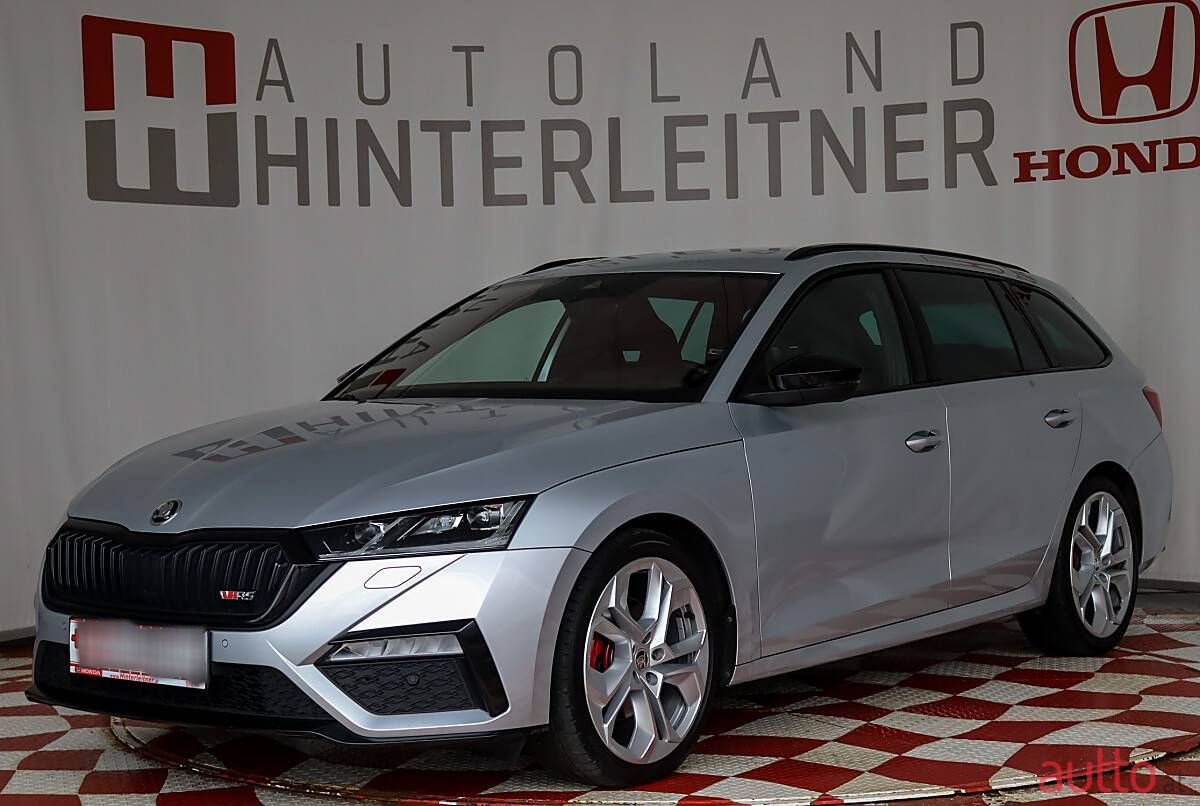 2021' Skoda Octavia photo #1