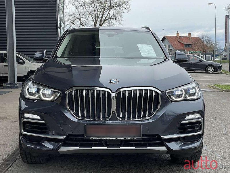 2019' BMW X5 photo #4