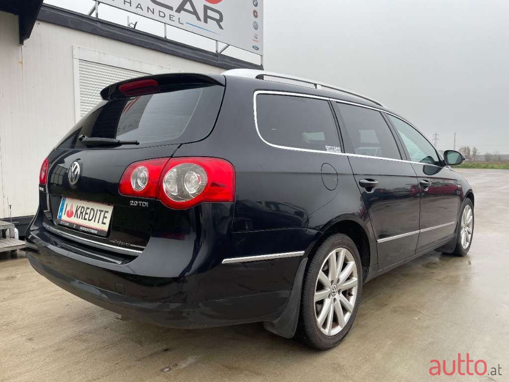 2006' Volkswagen Passat photo #5