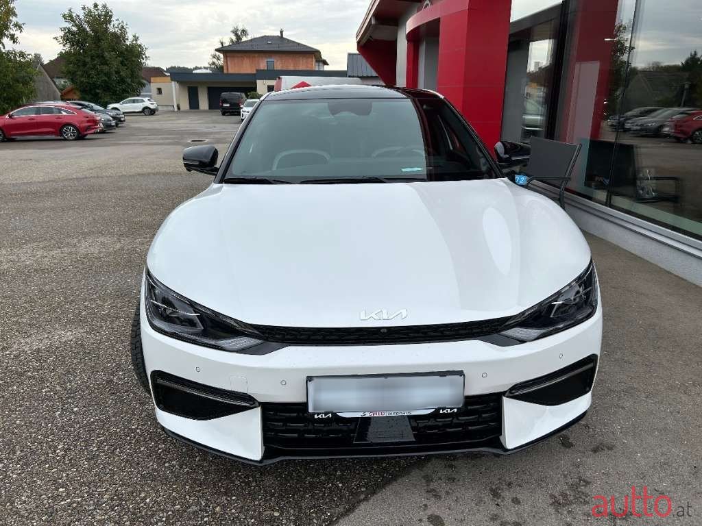 2023' Kia EV6 photo #2