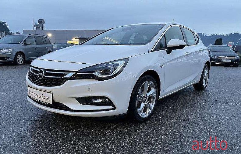2016' Opel Astra photo #1