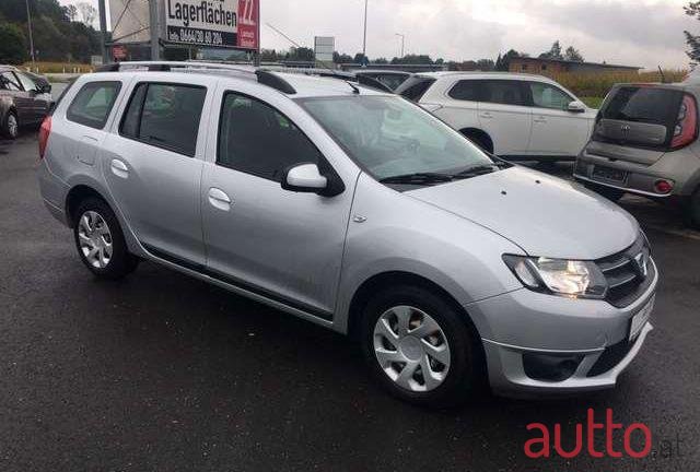 2015' Dacia Logan photo #1