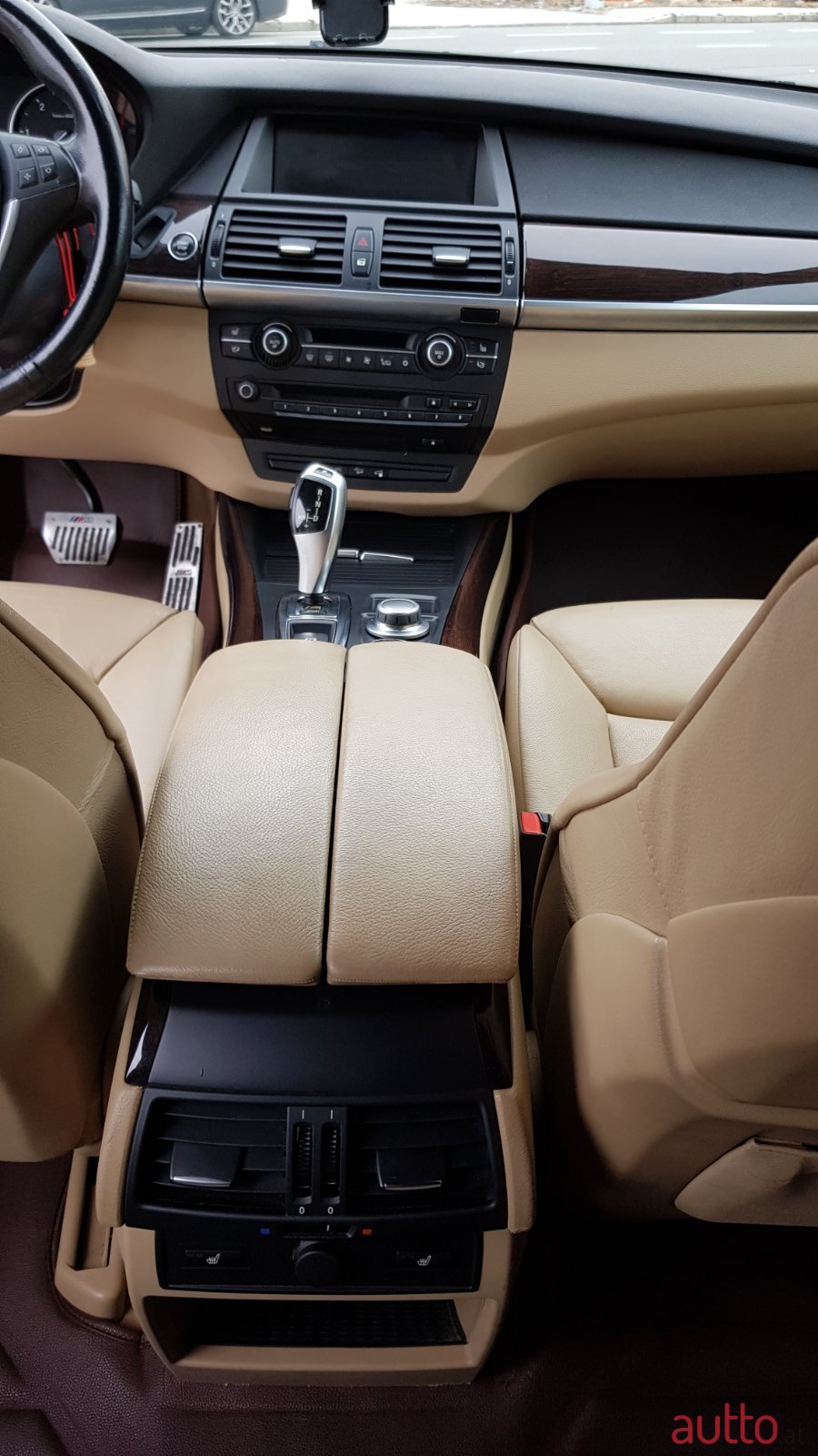 2009' BMW X5 M photo #5