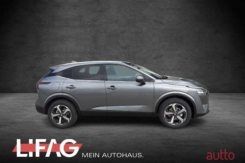 2022' Nissan Qashqai photo #2