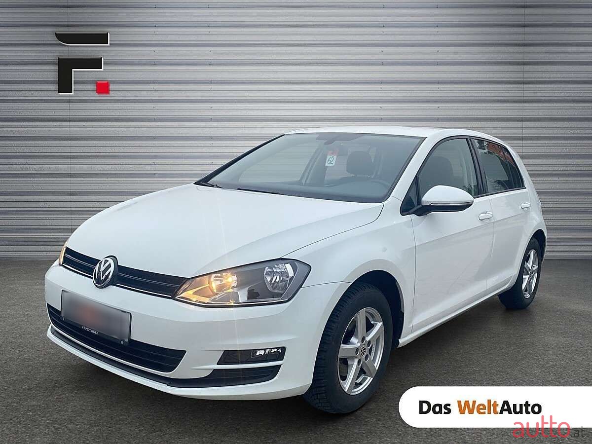 2016' Volkswagen Golf photo #1