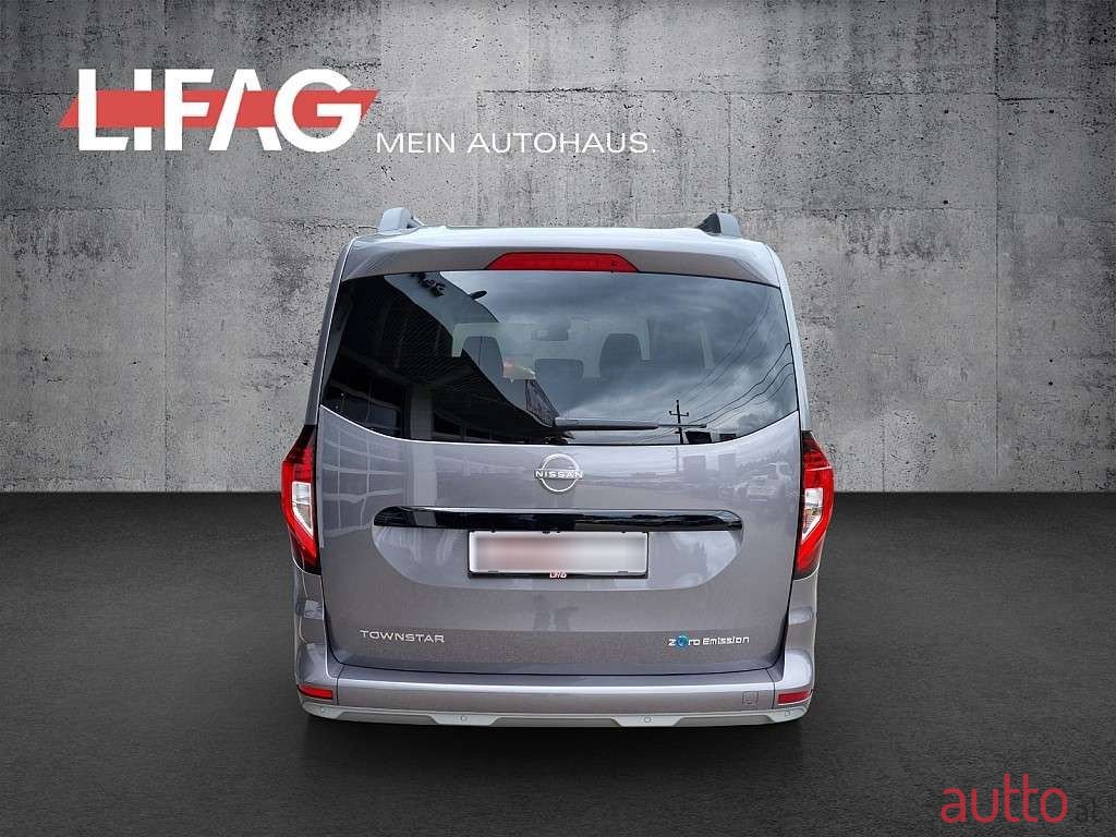 2024' Nissan Townstar photo #4