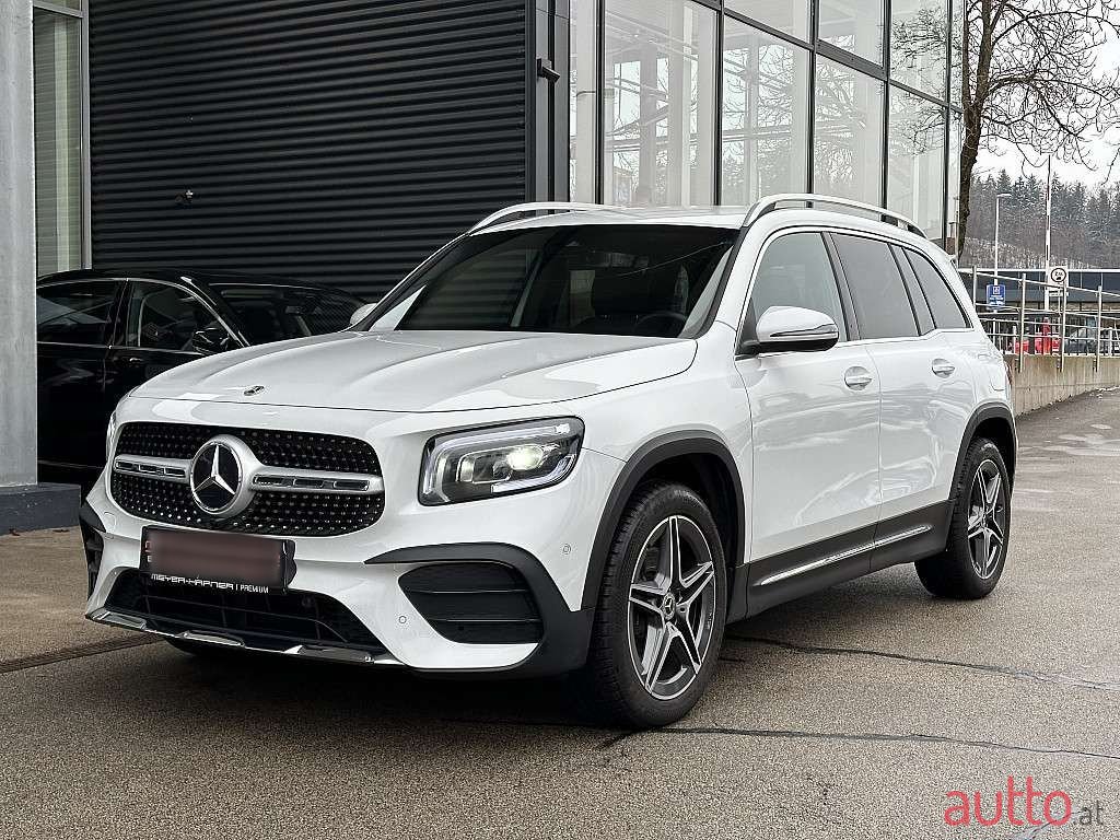 2022' Mercedes-Benz GLB photo #2