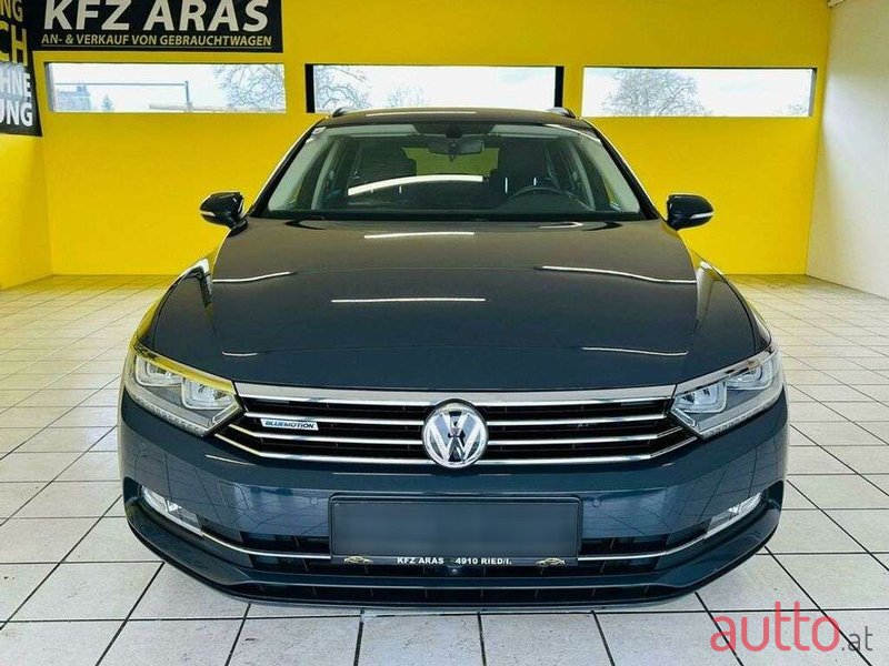 2016' Volkswagen Passat photo #4