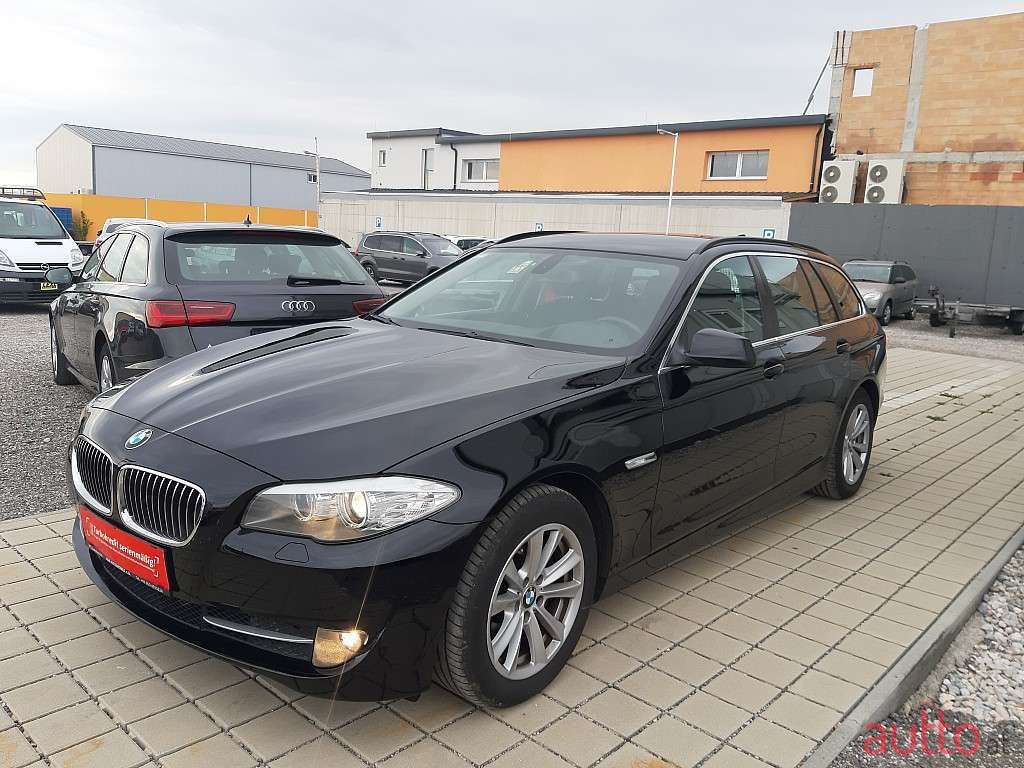 2010' BMW 5Er-Reihe photo #3