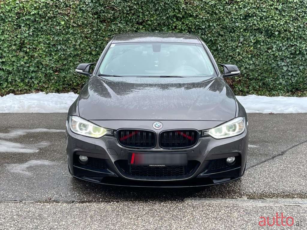 2012' BMW 3Er-Reihe photo #6