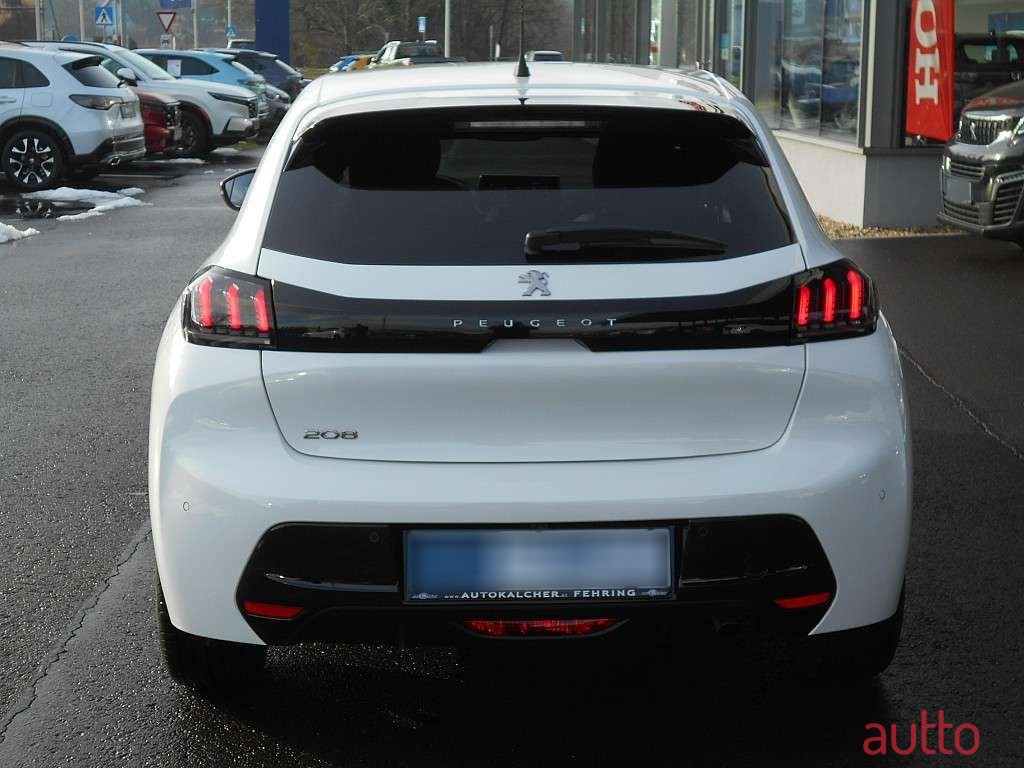 2022' Peugeot 208 photo #6