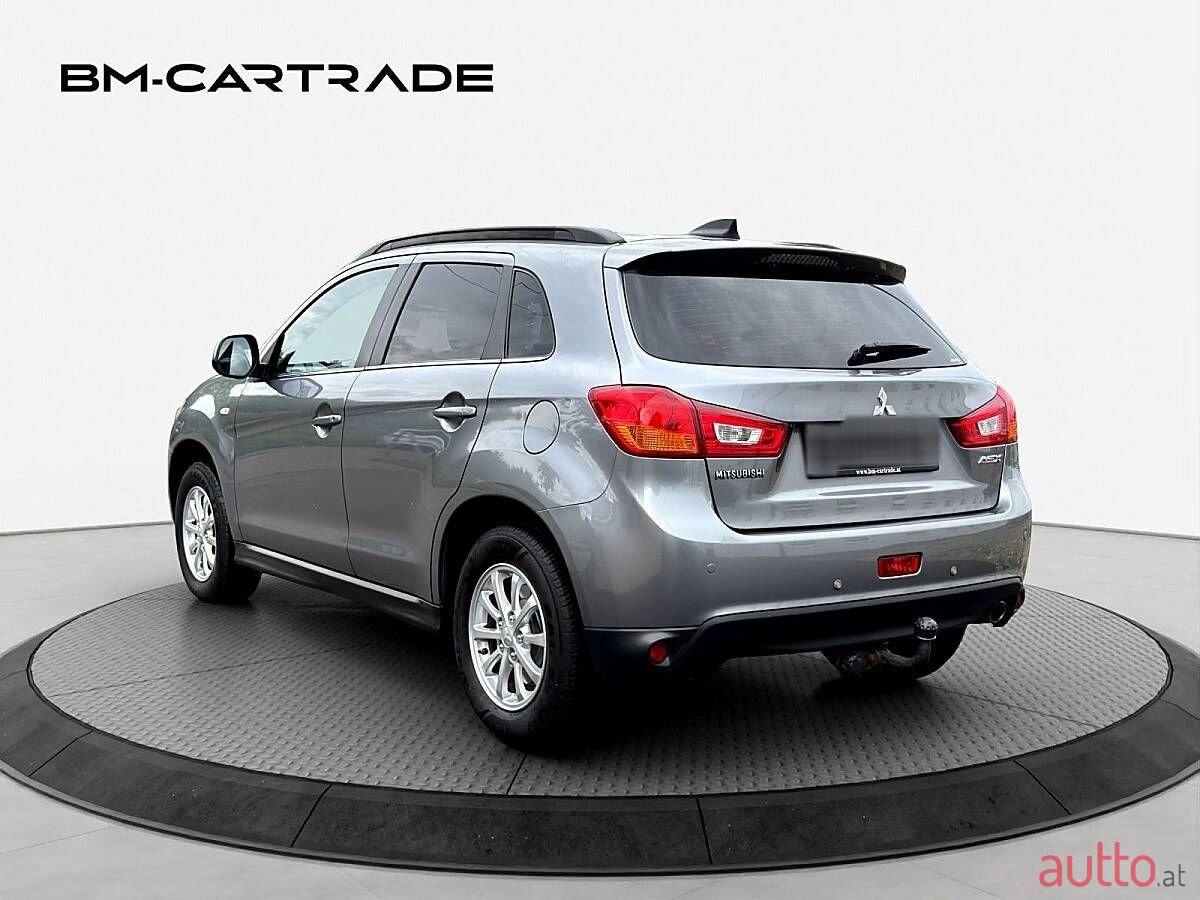 2017' Mitsubishi ASX photo #4