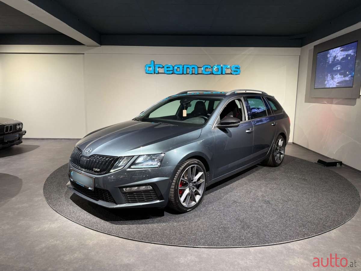2019' Skoda Octavia photo #6