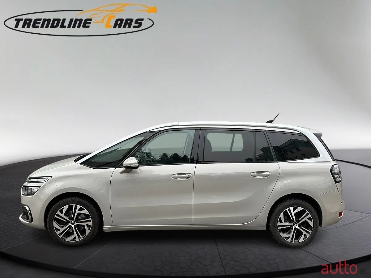 2022' Citroen C4 SpaceTourer photo #5