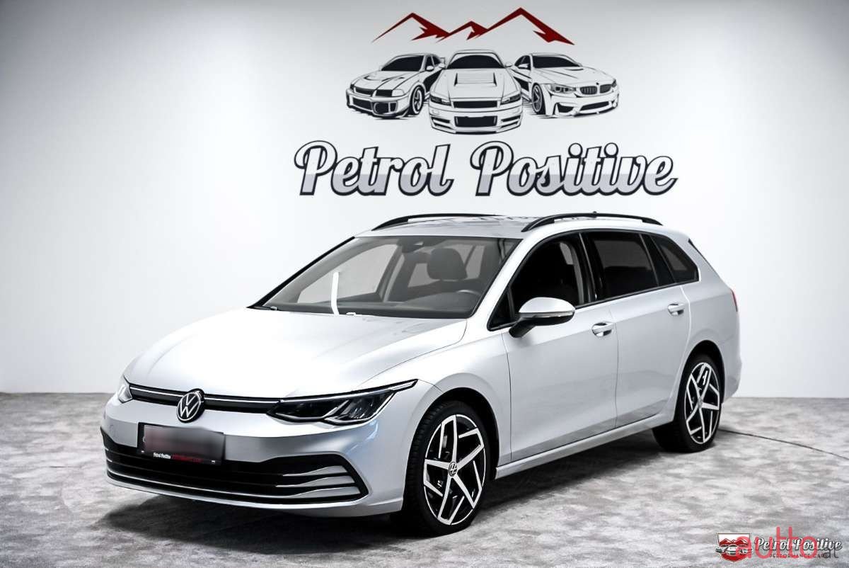 2023' Volkswagen Golf photo #1