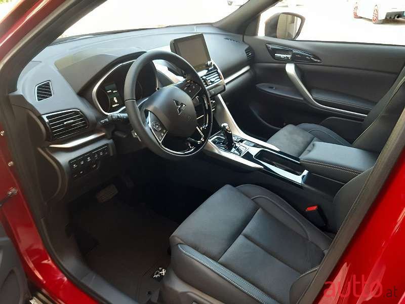 2021' Mitsubishi Eclipse photo #5