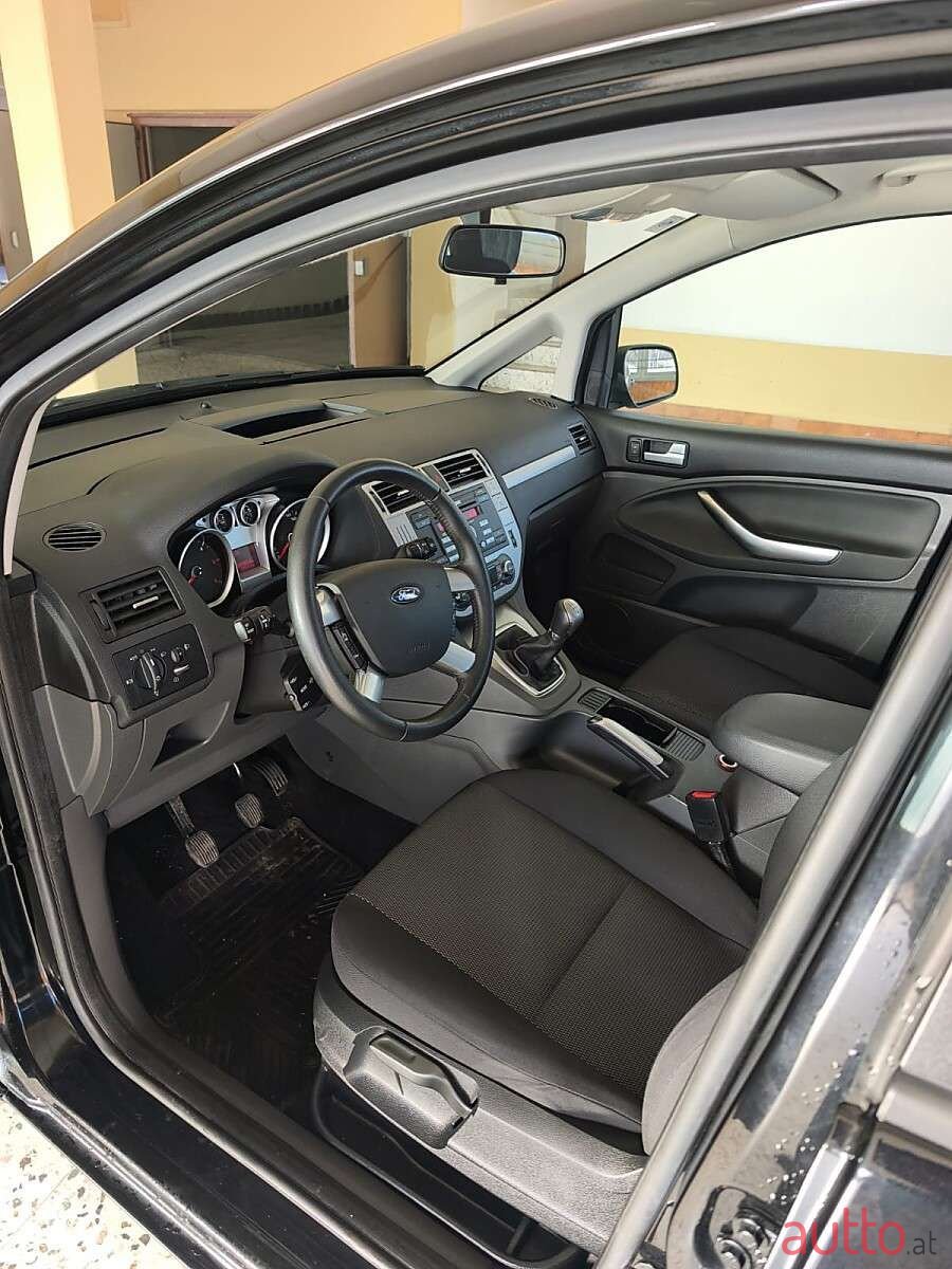 2011' Ford C-MAX photo #6