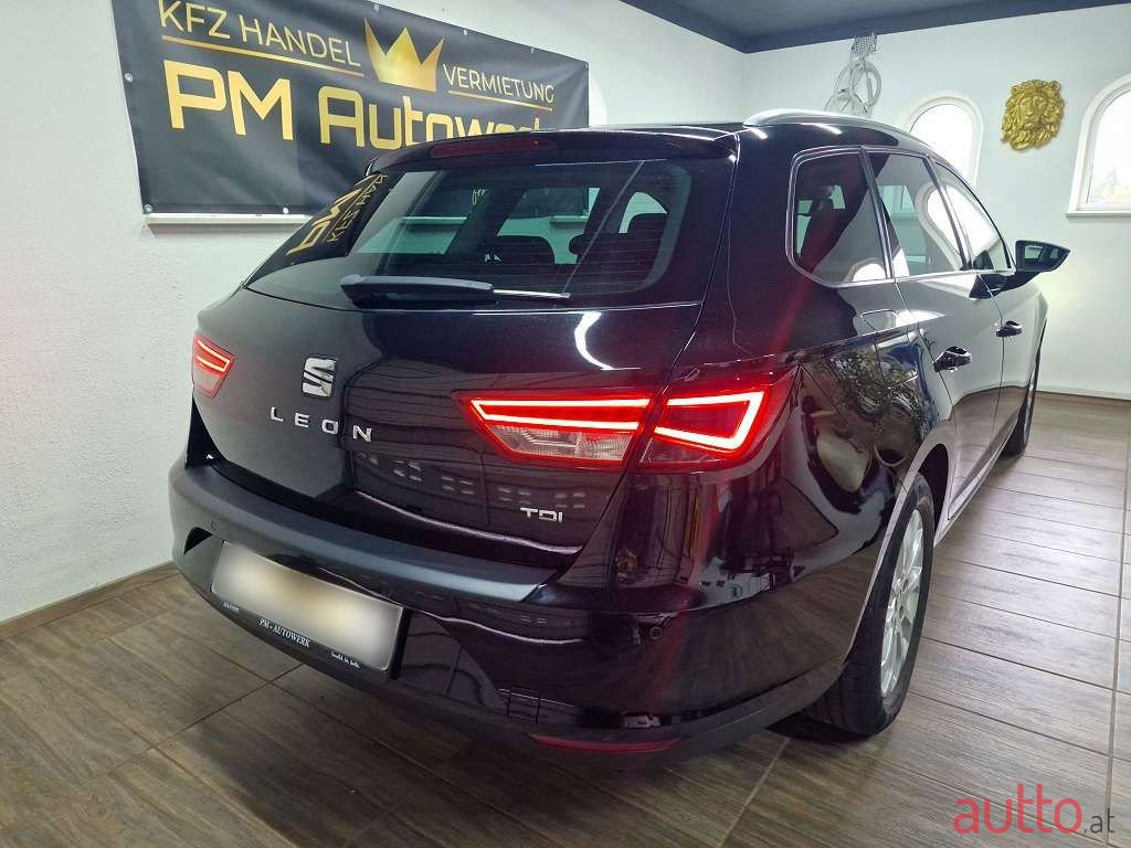 2015' SEAT Leon photo #5