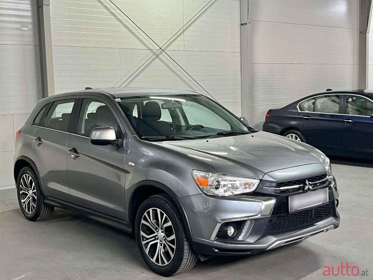 2019' Mitsubishi ASX photo #3