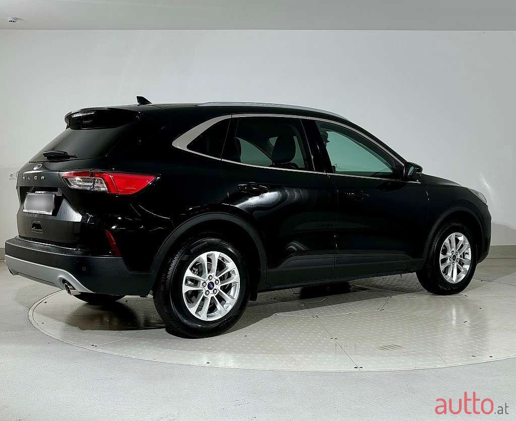 2020' Ford Kuga photo #6