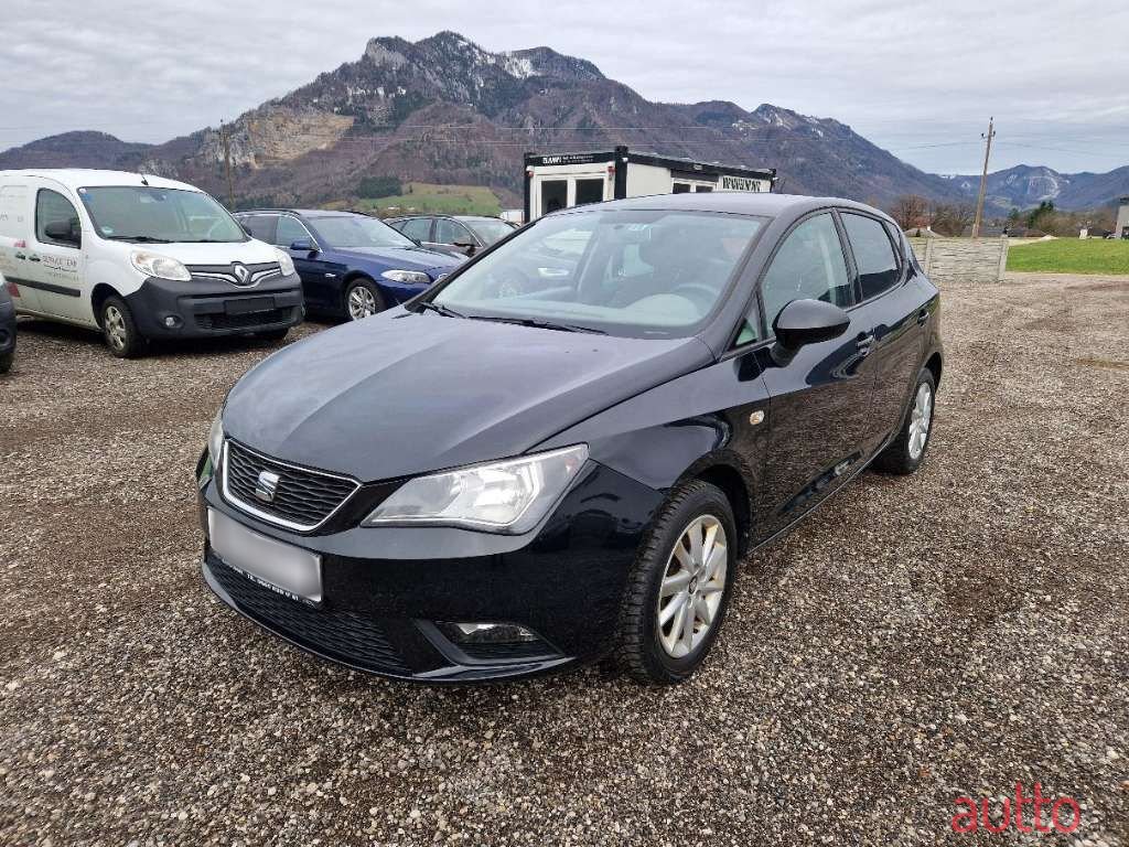 2014' SEAT Ibiza photo #2