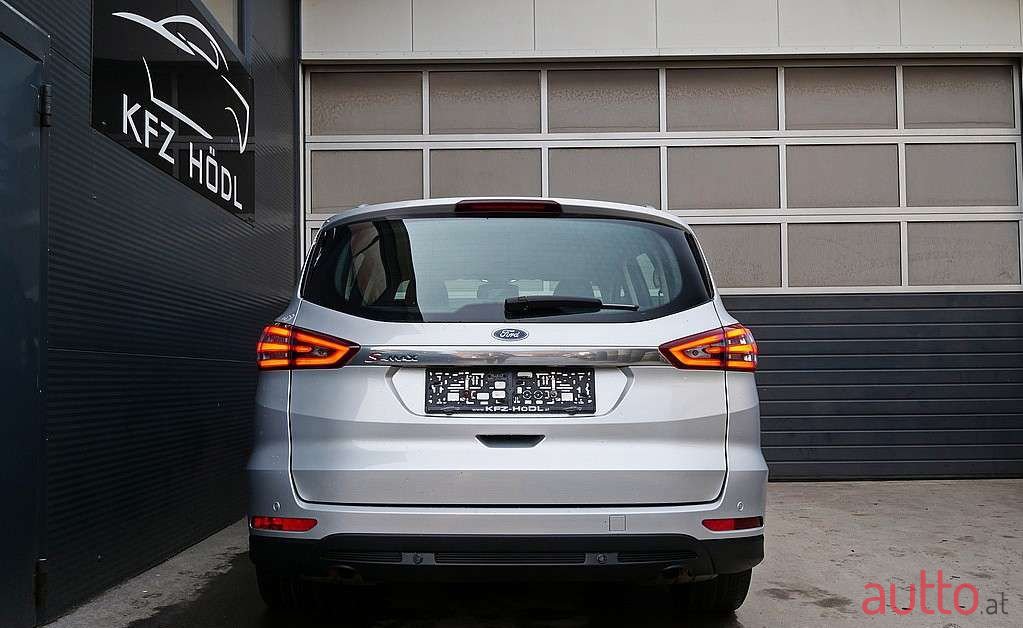 2015' Ford S-Max photo #3