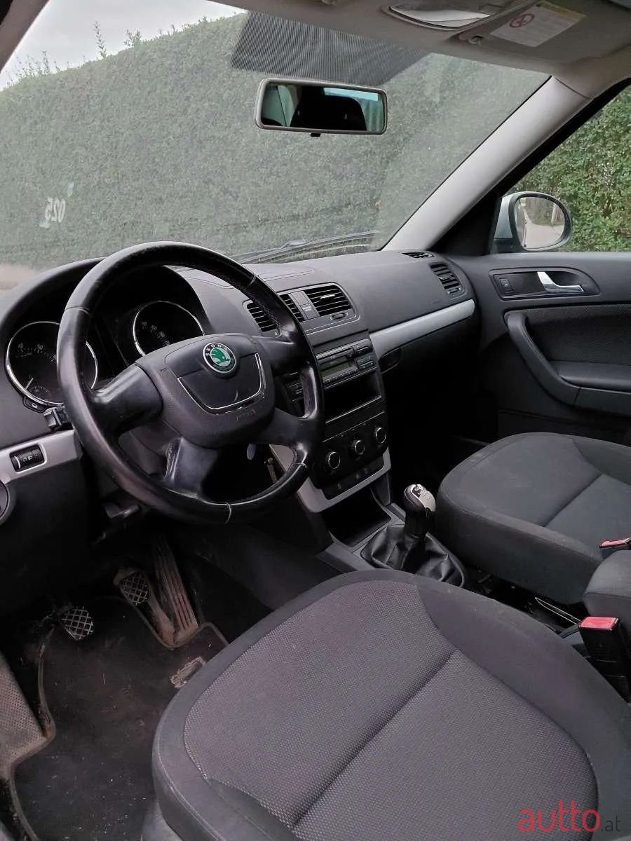 2009' Skoda Yeti photo #6