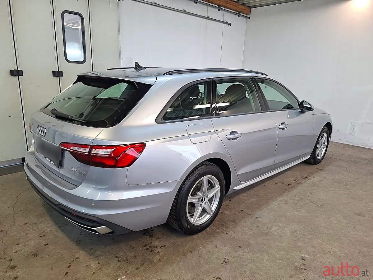 2022' Audi A4 photo #4