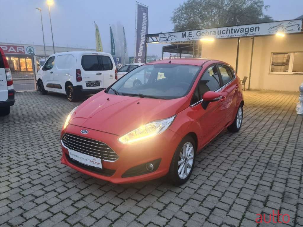 2016' Ford Fiesta photo #1