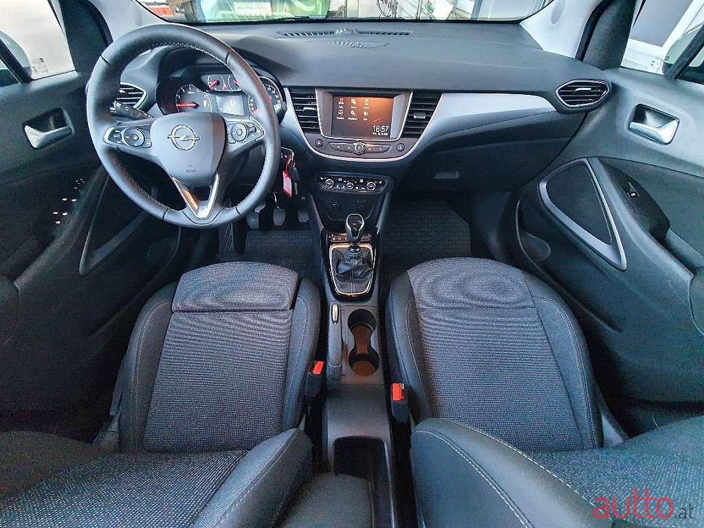2021' Opel Crossland photo #5