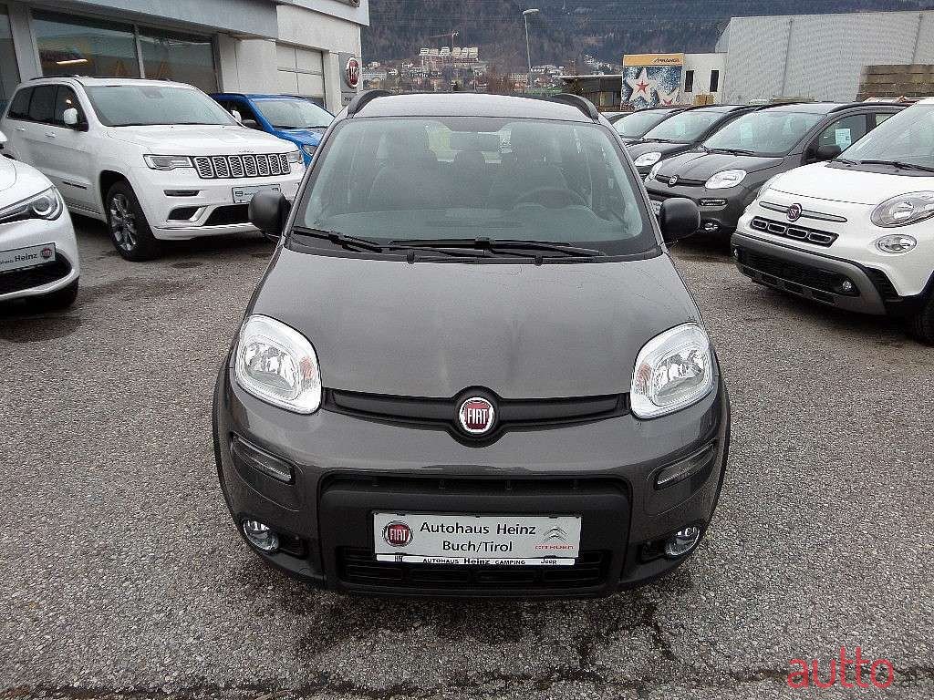 2021' Fiat Panda photo #2