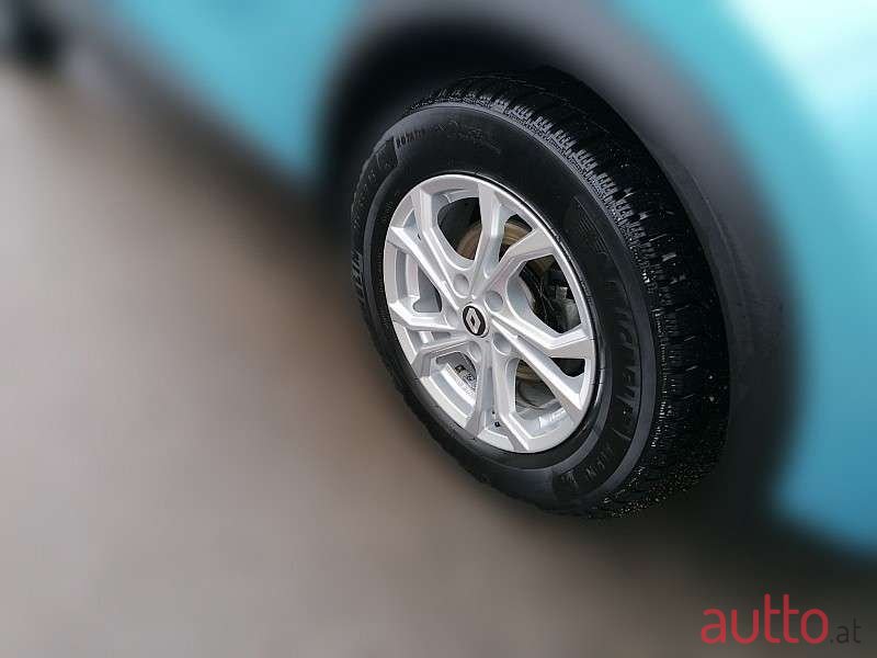 2021' Renault Captur photo #5