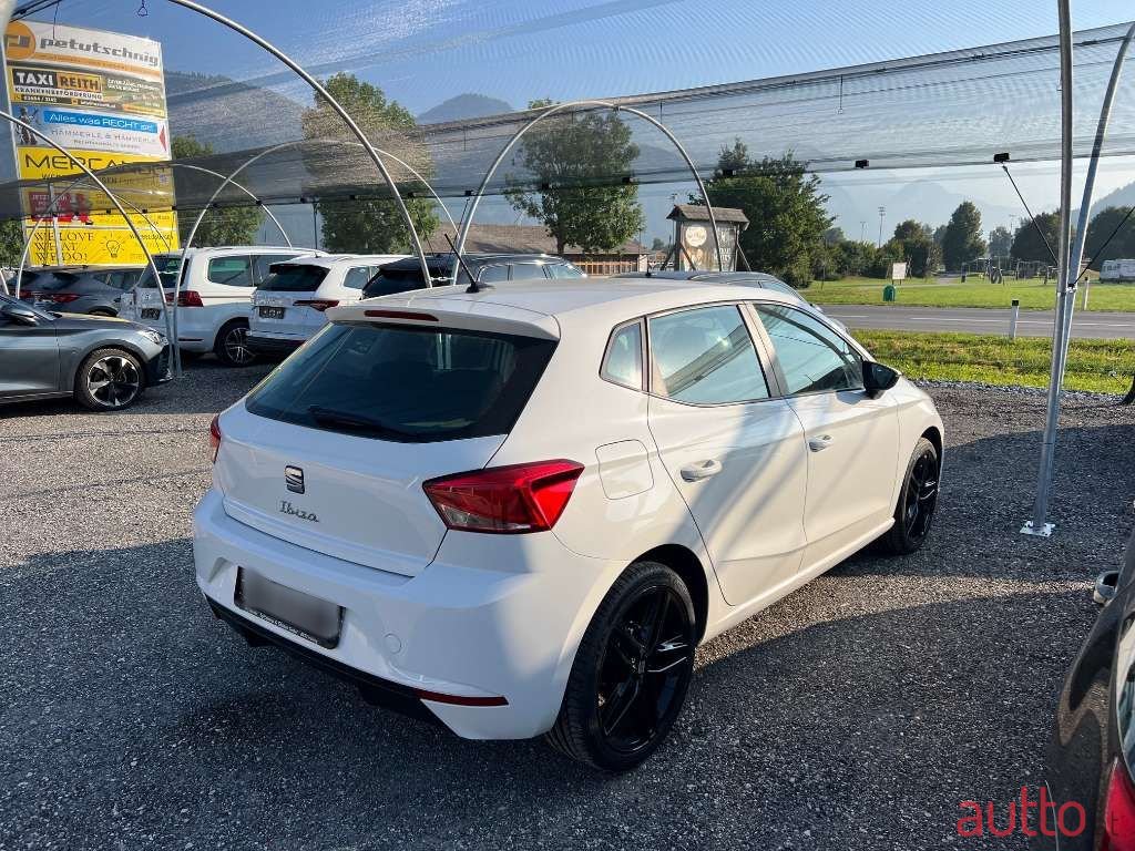 2022' SEAT Ibiza photo #1